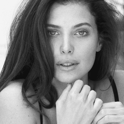 Agenzia Modelle Brescia &bull; VERONICA R &bull; Donna