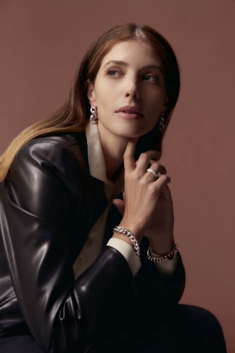 Agenzia Modelle Brescia &bull; SABRINA Z &bull; Fotomodella Influencer, WOMEN, Fotomodella Legs / Hand, Fotomodella Over 30