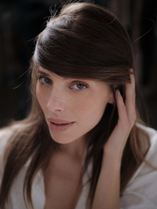 Agenzia Modelle Brescia &bull; SABRINA Z &bull; Fotomodella Influencer, WOMEN, Fotomodella Legs / Hand, Fotomodella Over 30