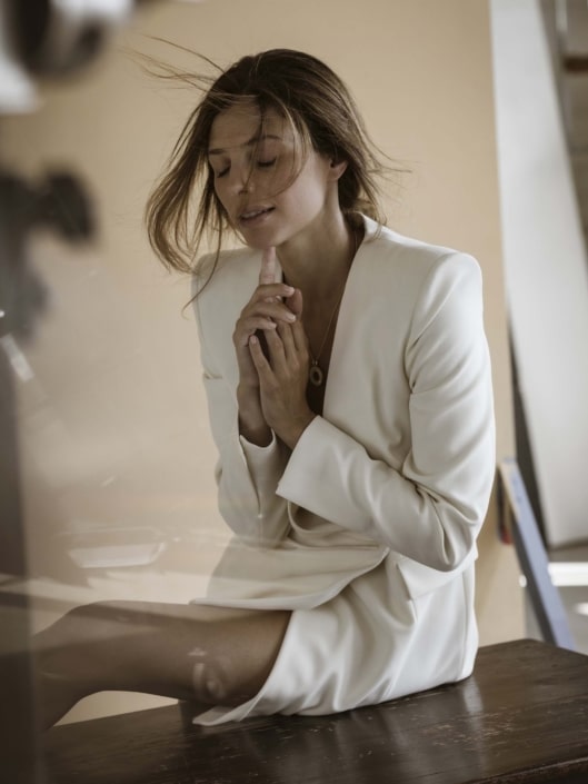 Agenzia Modelle Brescia &bull; SABRINA Z &bull; Fotomodella Influencer, WOMEN, Fotomodella Legs / Hand, Fotomodella Over 30