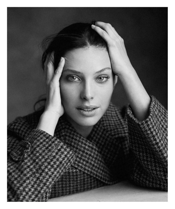 Agenzia Modelle Brescia &bull; SABRINA Z &bull; Fotomodella Influencer, WOMEN, Fotomodella Legs / Hand, Fotomodella Over 30