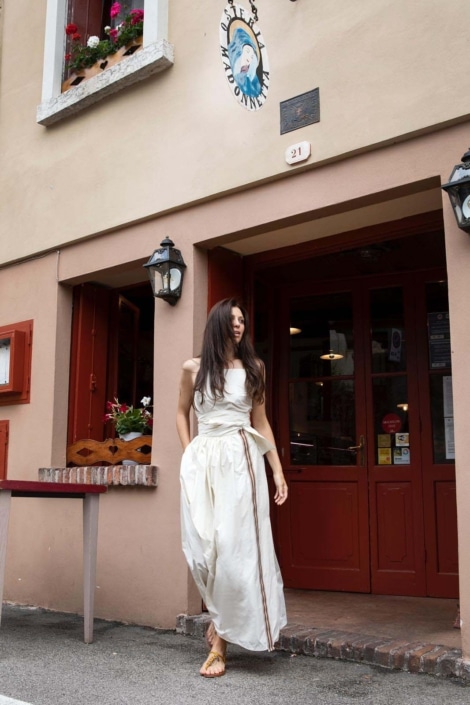 Agenzia Modelle Brescia &bull; SABRINA Z &bull; Fotomodella Influencer, WOMEN, Fotomodella Legs / Hand, Fotomodella Over 30