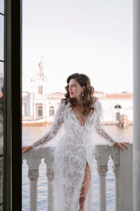 Agenzia Modelle Brescia &bull; SABRINA Z &bull; Fotomodella Influencer, WOMEN, Fotomodella Legs / Hand, Fotomodella Over 30