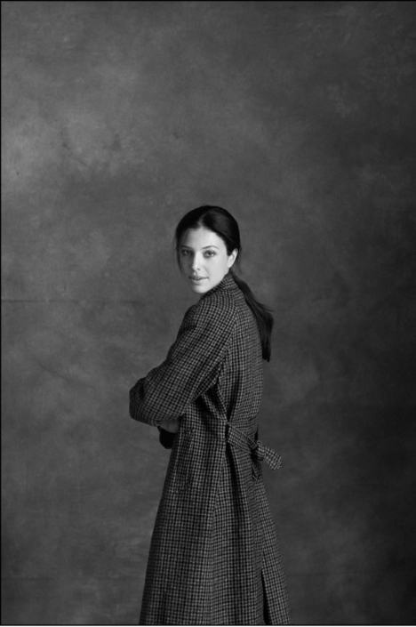 Agenzia Modelle Brescia &bull; SABRINA Z &bull; Fotomodella Influencer, WOMEN, Fotomodella Legs / Hand, Fotomodella Over 30