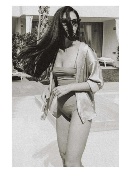 Agenzia Modelle Brescia &bull; SABRINA Z &bull; Fotomodella Influencer, WOMEN, Fotomodella Legs / Hand, Fotomodella Over 30