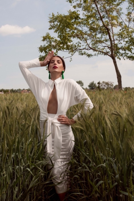 Agenzia Modelle Brescia &bull; SABRINA Z &bull; Fotomodella Influencer, WOMEN, Fotomodella Legs / Hand, Fotomodella Over 30