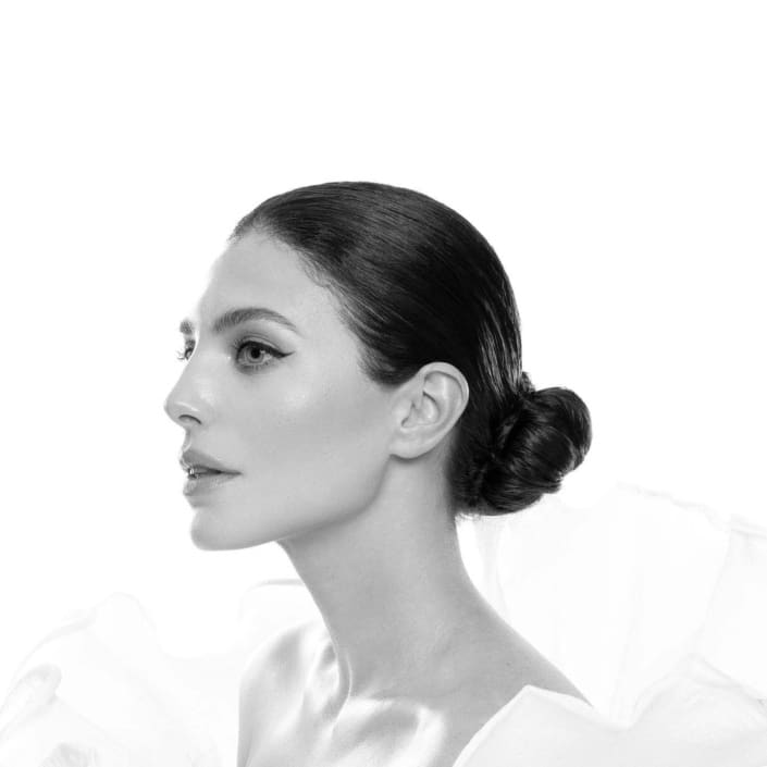 Agenzia Modelle Brescia &bull; SABRINA Z &bull; Fotomodella Influencer, WOMEN, Fotomodella Legs / Hand, Fotomodella Over 30