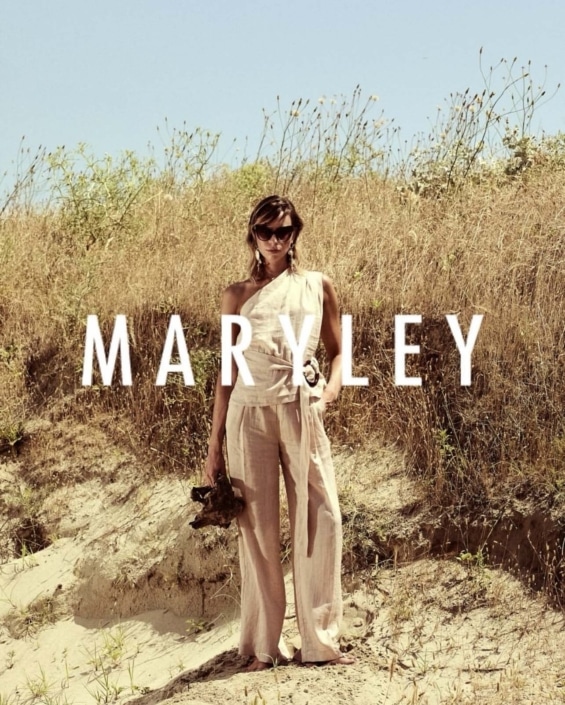 Agenzia Modelle Brescia • SARA BAR • WOMEN, Fotomodella Legs / Hand, Fotomodella Over 30, Fotomodella Over 20