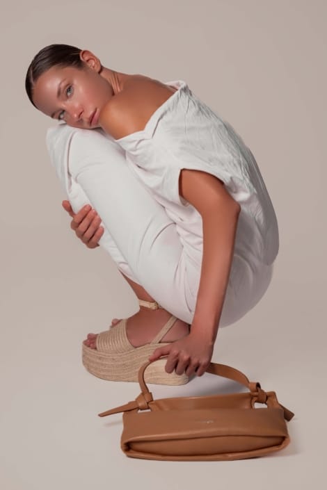 Agenzia Modelle Brescia • SARA BAR • WOMEN, Fotomodella Legs / Hand, Fotomodella Over 30, Fotomodella Over 20