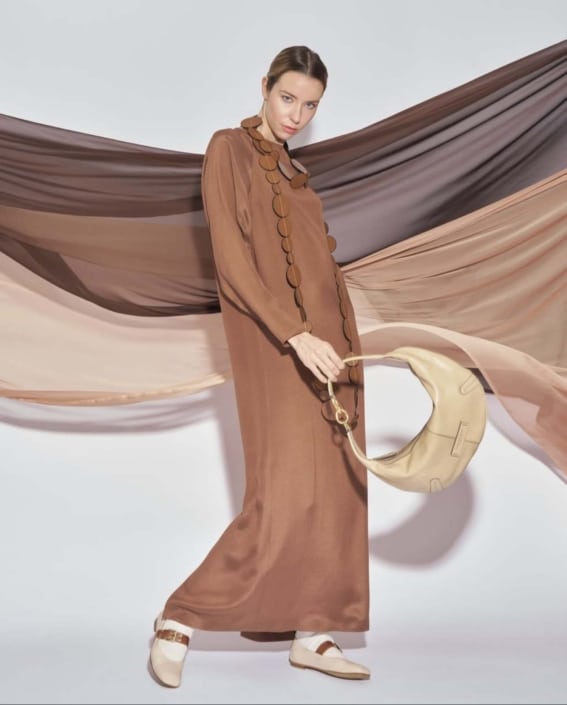 Agenzia Modelle Brescia • SARA BAR • WOMEN, Fotomodella Legs / Hand, Fotomodella Over 30, Fotomodella Over 20