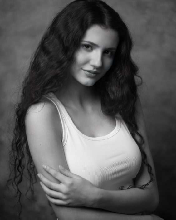 Agenzia Modelle Brescia &bull; SARA BI &bull; Fotomodella Influencer, WOMEN, PIEDE/SHOES 37