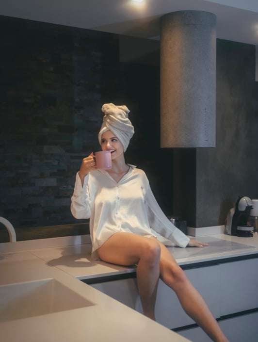 Agenzia Modelle Brescia &bull; SARA BI &bull; Fotomodella Influencer, WOMEN, PIEDE/SHOES 37