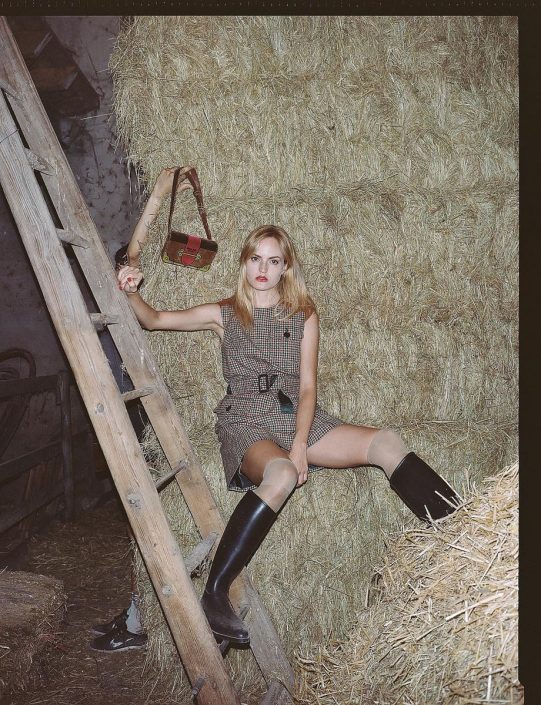 Agenzia Modelle Brescia • Sarah J • NEW FACES, Fotomodella Over 20, Fotomodello Under 18, Fotomodella, PIEDE/SHOES 37