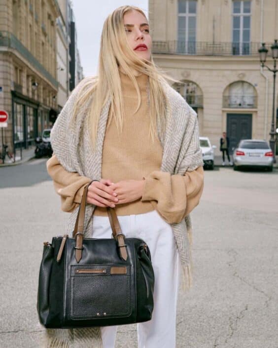 Agenzia Modelle Brescia • SARA MAU • Fotomodella Influencer, WOMEN