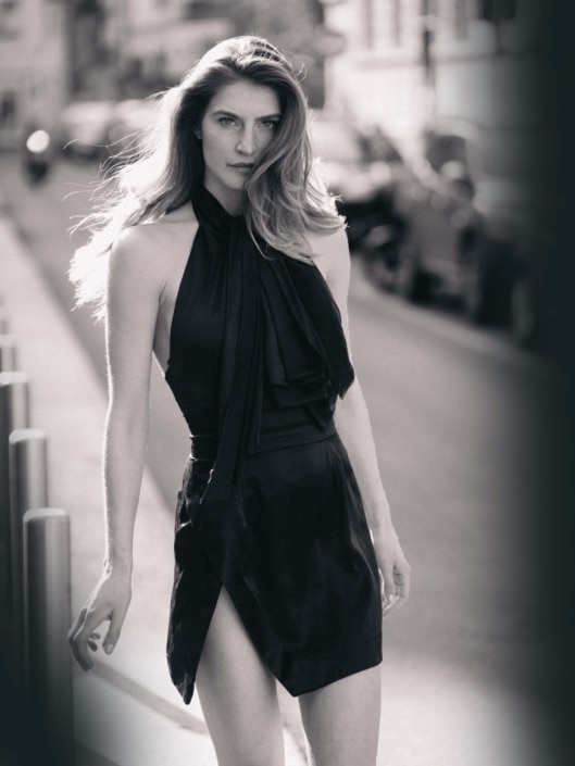 Agenzia Modelle Brescia &bull; SHARI M &bull; Fotomodella Influencer, WOMEN