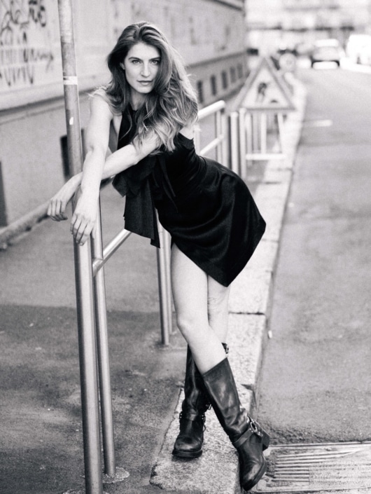 Agenzia Modelle Brescia &bull; SHARI M &bull; Fotomodella Influencer, WOMEN