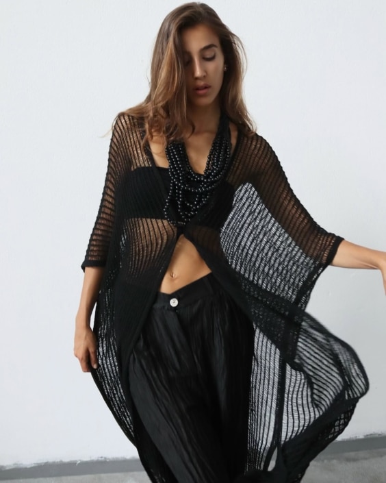 Agenzia Modelle Brescia • SOFIA BO • WOMEN, Fotomodella Legs / Hand, Fotomodella Over 20