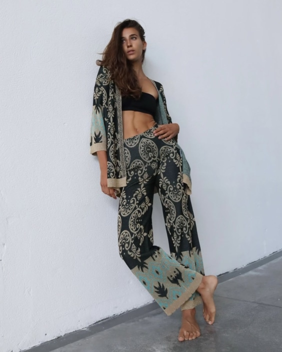 Agenzia Modelle Brescia • SOFIA BO • WOMEN, Fotomodella Legs / Hand, Fotomodella Over 20