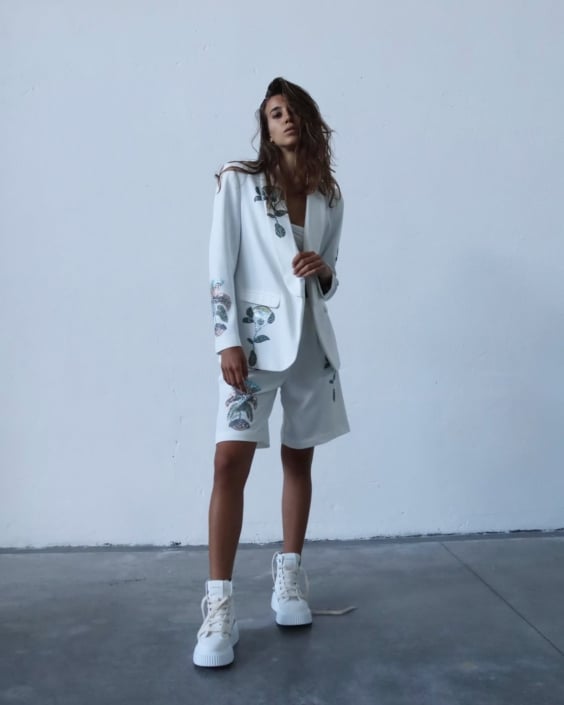 Agenzia Modelle Brescia • SOFIA BO • WOMEN, Fotomodella Legs / Hand, Fotomodella Over 20