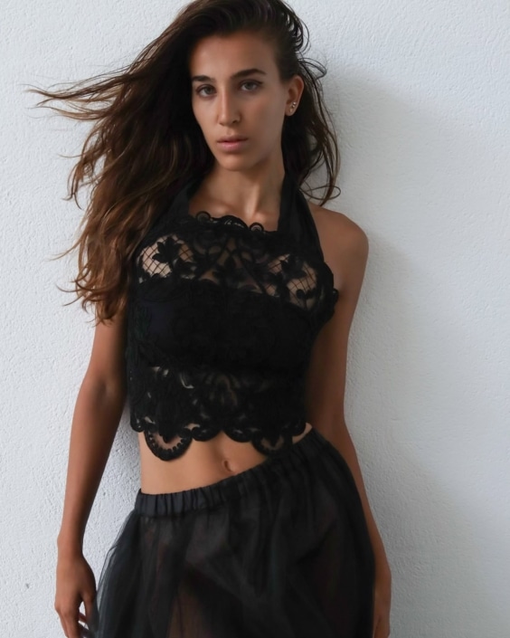 Agenzia Modelle Brescia • SOFIA BO • WOMEN, Fotomodella Legs / Hand, Fotomodella Over 20