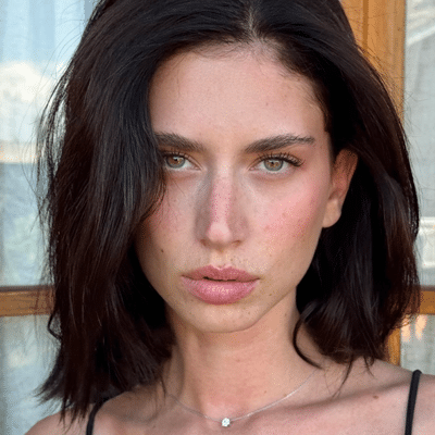 Agenzia Modelle Brescia &bull; SOFIA PL &bull; Donna