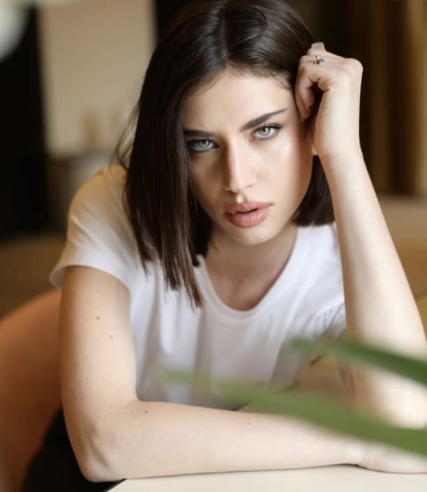 Agenzia Modelle Brescia • SOFIA PL • Fotomodella Influencer, WOMEN