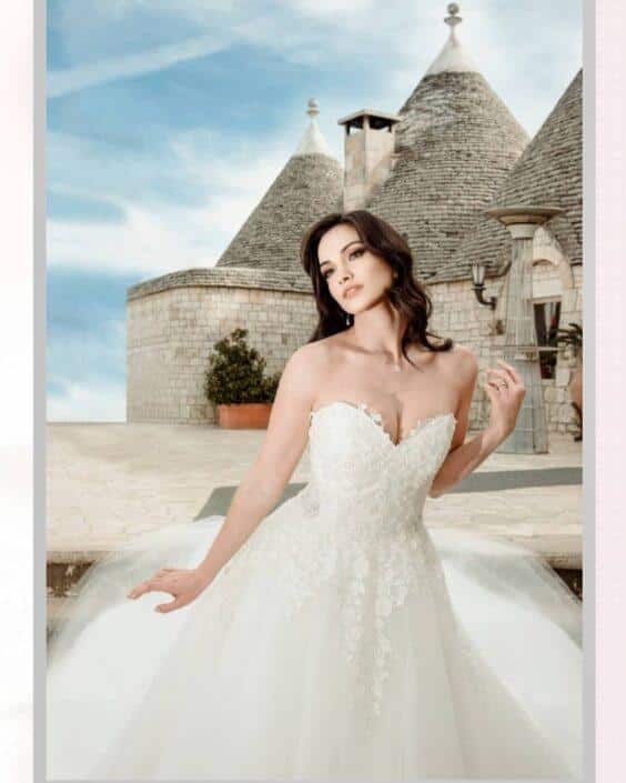 Agenzia Modelle Brescia • SONIA DF • NEW FACES, Fotomodella Over 20, Fotomodello Under 18, Fotomodella, PIEDE/SHOES 37