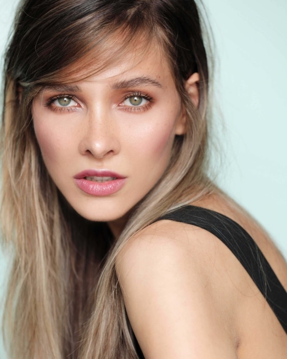 Agenzia Modelle Brescia &bull; TATIANA BR &bull; Fotomodella Influencer, WOMEN, Fotomodella Legs / Hand, Fotomodella Over 30