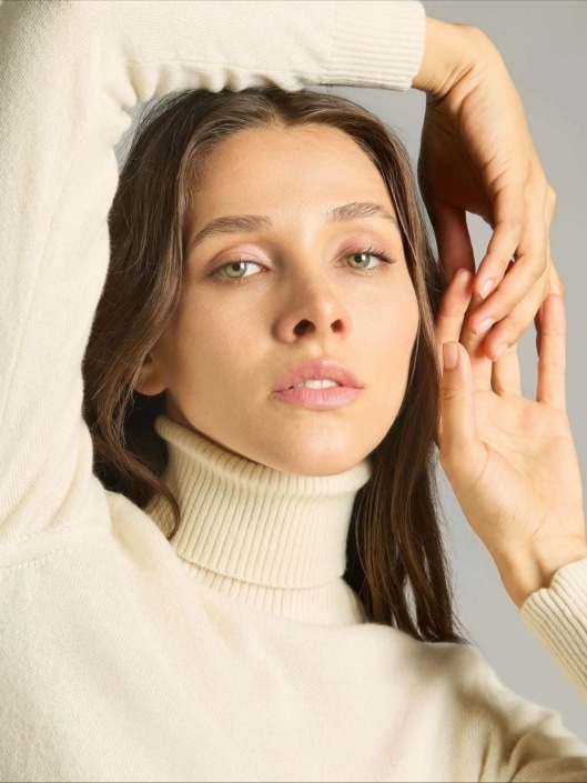 Agenzia Modelle Brescia &bull; TATIANA BR &bull; Fotomodella Influencer, WOMEN, Fotomodella Legs / Hand, Fotomodella Over 30