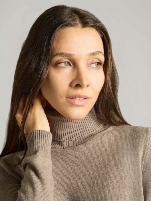 Agenzia Modelle Brescia &bull; TATIANA BR &bull; Fotomodella Influencer, WOMEN, Fotomodella Legs / Hand, Fotomodella Over 30