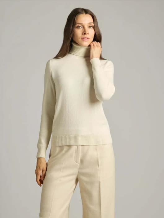 Agenzia Modelle Brescia &bull; TATIANA BR &bull; Fotomodella Influencer, WOMEN, Fotomodella Legs / Hand, Fotomodella Over 30