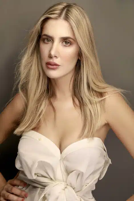 Agenzia Modelle Brescia &bull; TATIANA R &bull; Fotomodella Influencer, Fotomodella Legs / Hand, Fotomodella Over 20