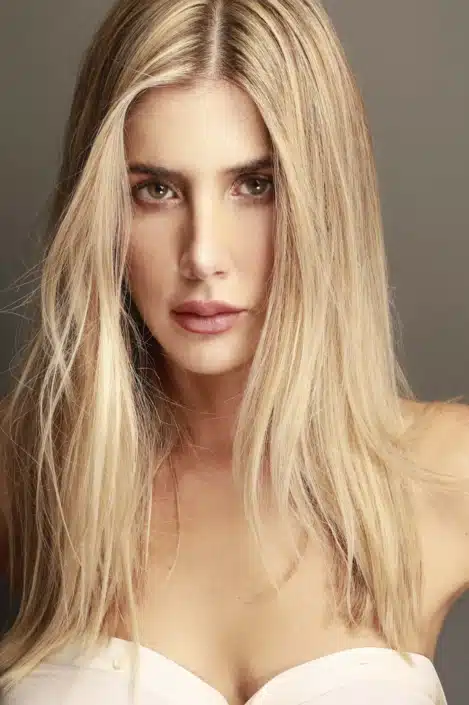 Agenzia Modelle Brescia &bull; TATIANA R &bull; Fotomodella Influencer, Fotomodella Legs / Hand, Fotomodella Over 20