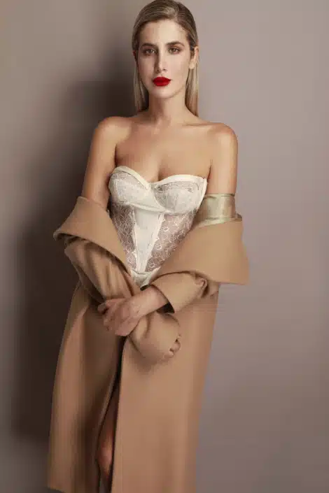 Agenzia Modelle Brescia &bull; TATIANA R &bull; Fotomodella Influencer, Fotomodella Legs / Hand, Fotomodella Over 20