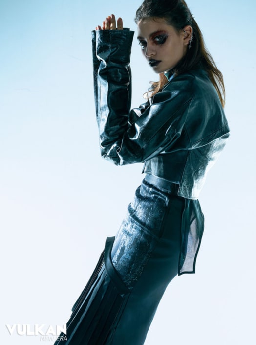 Agenzia Modelle Brescia &bull; THAISA R &bull; Fotomodella Influencer, WOMEN, Fotomodella Legs / Hand, Fotomodella Over 30