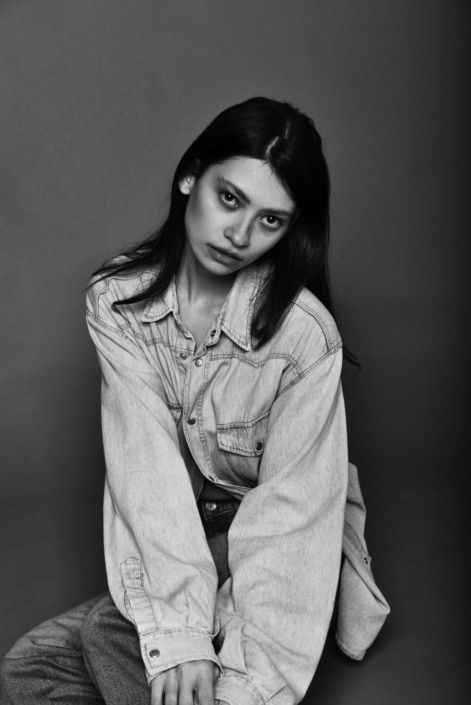 Agenzia Modelle Brescia &bull; THAISA R &bull; Fotomodella Influencer, WOMEN, Fotomodella Legs / Hand, Fotomodella Over 30