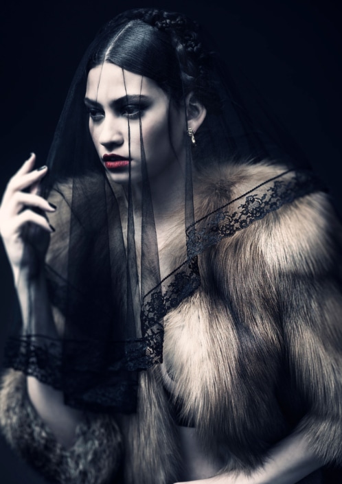 Agenzia Modelle Brescia &bull; THAISA R &bull; Fotomodella Influencer, WOMEN, Fotomodella Legs / Hand, Fotomodella Over 30