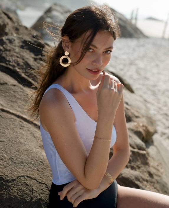 Agenzia Modelle Brescia • THAISA R • Fotomodella Influencer, WOMEN, Fotomodella Legs / Hand, Fotomodella Over 30