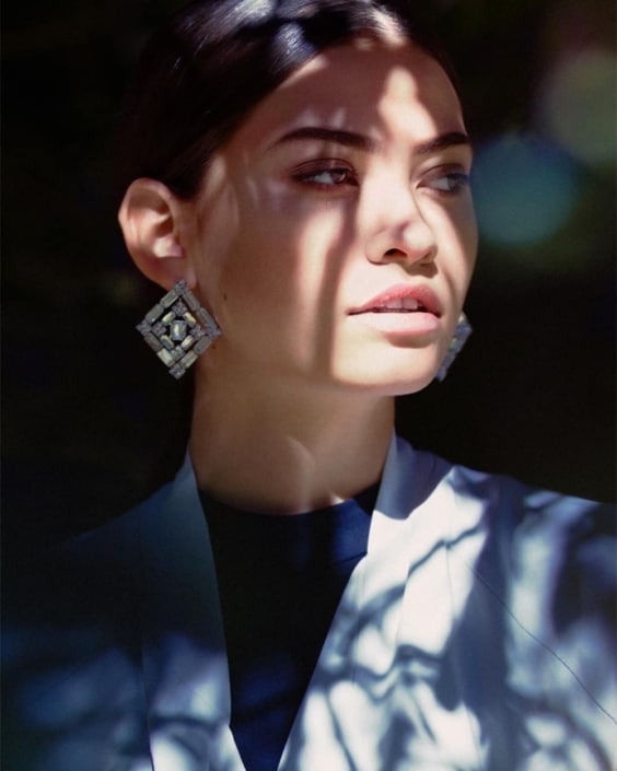 Agenzia Modelle Brescia • THAISA R • Fotomodella Influencer, WOMEN, Fotomodella Legs / Hand, Fotomodella Over 30