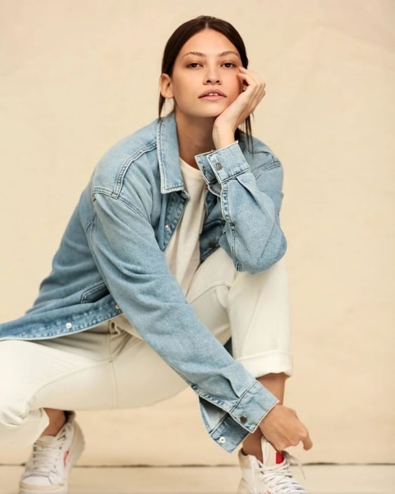 Agenzia Modelle Brescia • THAISA R • Fotomodella Influencer, WOMEN, Fotomodella Legs / Hand, Fotomodella Over 30