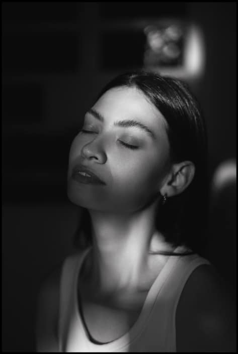 Agenzia Modelle Brescia • THAISA R • Fotomodella Influencer, WOMEN, Fotomodella Legs / Hand, Fotomodella Over 30