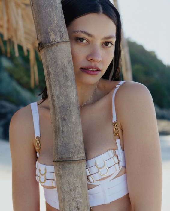 Agenzia Modelle Brescia • THAISA R • Fotomodella Influencer, WOMEN, Fotomodella Legs / Hand, Fotomodella Over 30