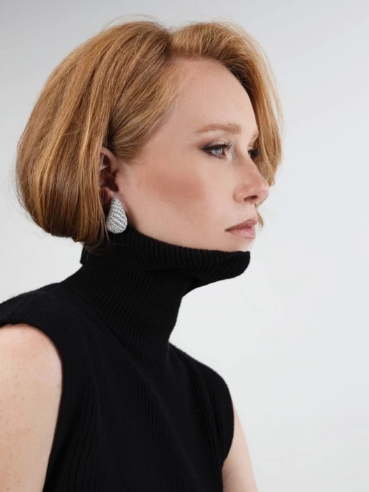 Agenzia Modelle Brescia • VANESSA B • Fotomodella Influencer, WOMEN, Fotomodella Legs / Hand, Fotomodella Over 30