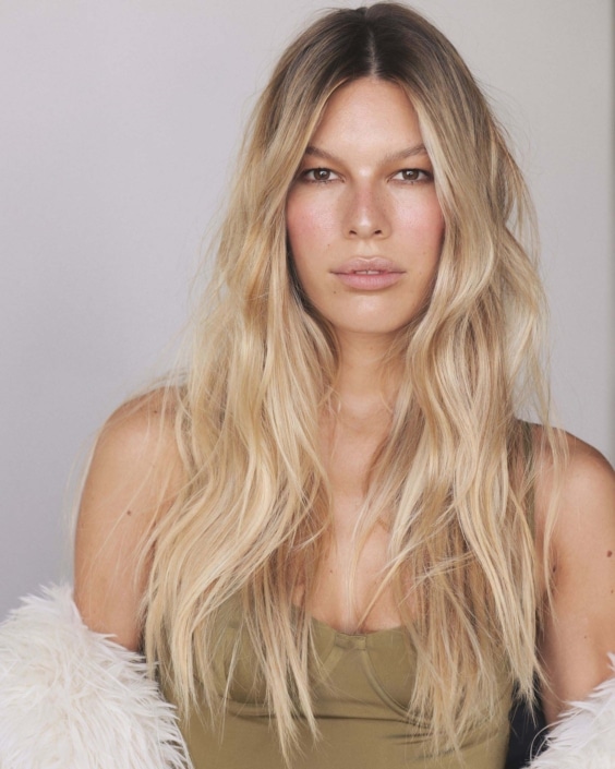 Agenzia Modelle Brescia • VIRGINIA A • Fotomodella Influencer, WOMEN, Fotomodella Legs / Hand, Fotomodella Over 30, Fotomodella Over 20