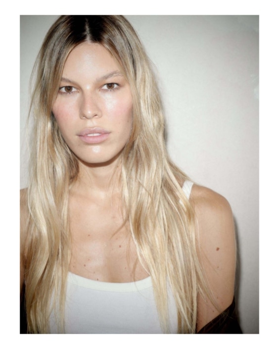 Agenzia Modelle Brescia • VIRGINIA A • Fotomodella Influencer, WOMEN, Fotomodella Legs / Hand, Fotomodella Over 30, Fotomodella Over 20