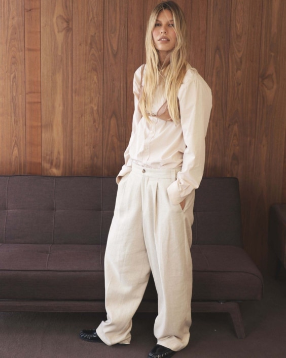 Agenzia Modelle Brescia • VIRGINIA A • Fotomodella Influencer, WOMEN, Fotomodella Legs / Hand, Fotomodella Over 30, Fotomodella Over 20