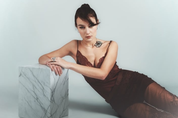 Agenzia Modelle Brescia &bull; ALESSIA AC &bull; Fotomodella Influencer, WOMEN, Fotomodella Legs / Hand, Fotomodella Di Colore, Fotomodella Over 30