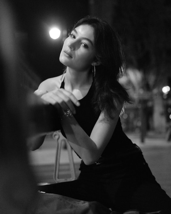 Agenzia Modelle Brescia &bull; ALESSIA AC &bull; Fotomodella Influencer, WOMEN, Fotomodella Legs / Hand, Fotomodella Di Colore, Fotomodella Over 30