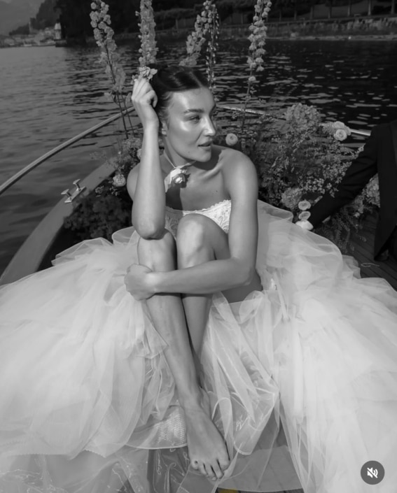 Agenzia Modelle Brescia &bull; ALESSIA AC &bull; Fotomodella Influencer, WOMEN, Fotomodella Legs / Hand, Fotomodella Di Colore, Fotomodella Over 30