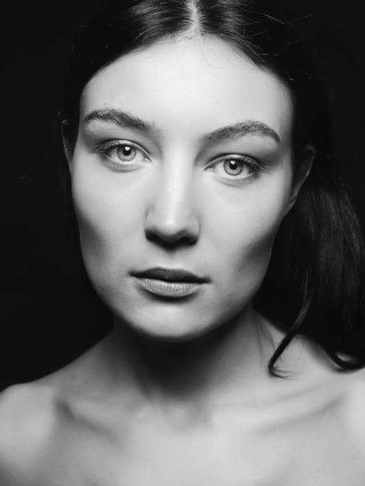 Agenzia Modelle Brescia &bull; ALESSIA AC &bull; Fotomodella Influencer, WOMEN, Fotomodella Legs / Hand, Fotomodella Di Colore, Fotomodella Over 30